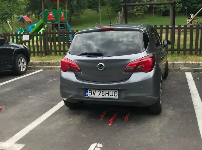 La Rossa Apartment *